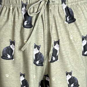 Black and White Cat Women’s Summer Shorts – Soft Lounge Shorts with Pockets – Pet Lover Gift – Lightweight & Comfy Cat Print Shorts